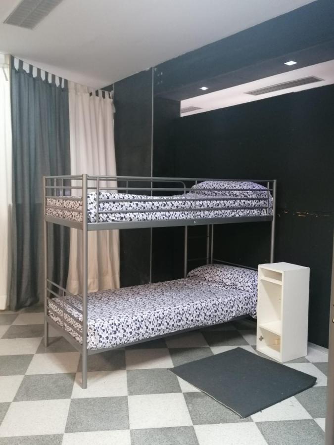Hostal Casa Rosa Madrid Dış mekan fotoğraf